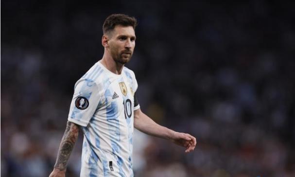 特朗普拒谈爱泼斯坦案怒斥记者 民主党炒作转移视线